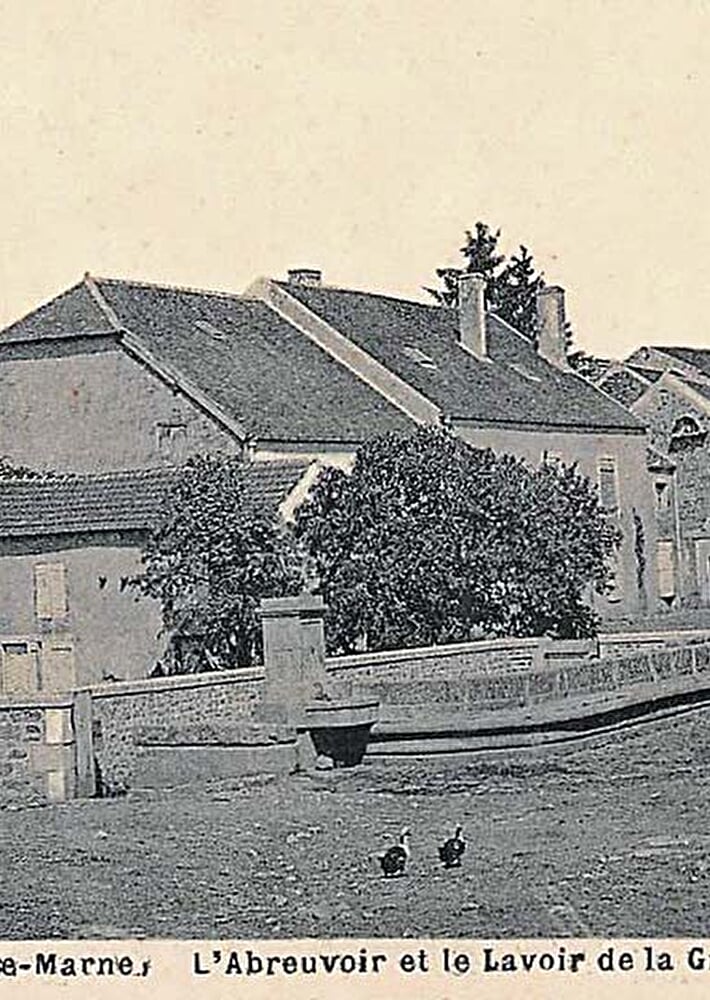 Charmoy Ancienne fontaine de Charmoy - CHARMOY - Haute-Marne Attractivité